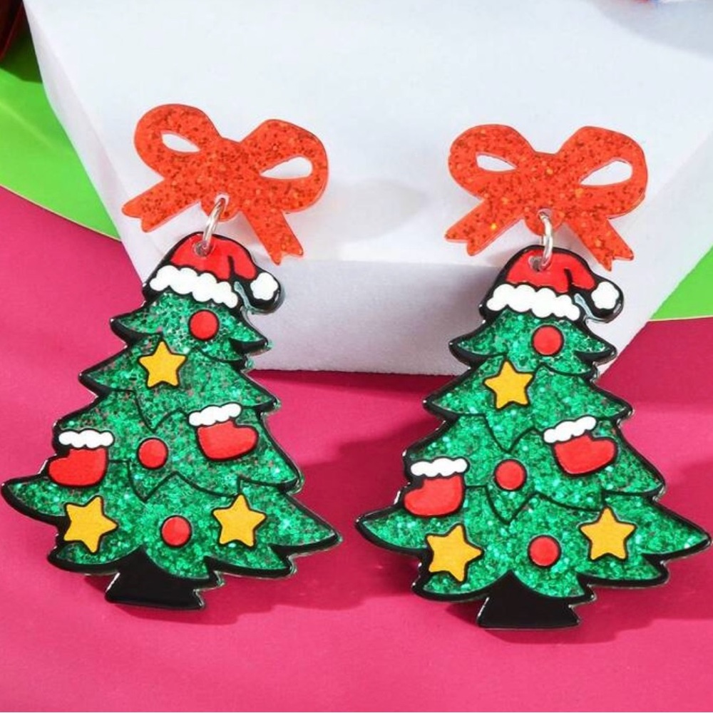 HOLIDAY SALE- Christmas Tree Earrings with Red Bow – Festive Holiday Jewelry 🎄✨